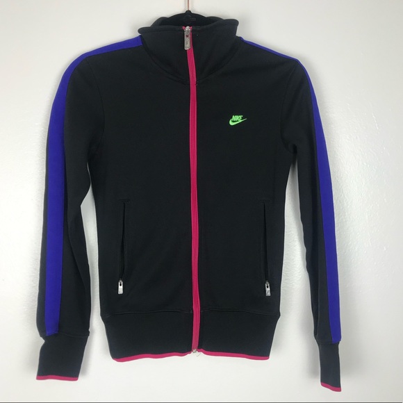 Nike Jackets & Blazers - Women’s Nike XS Color-block Long Sleeve Jacket